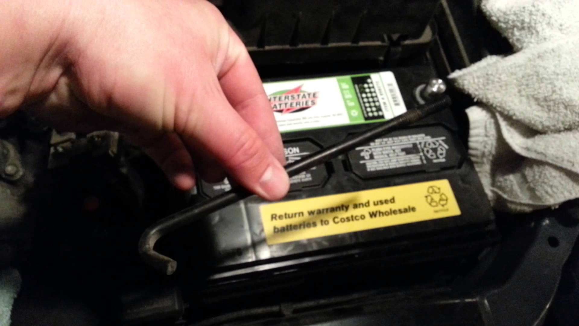 Tips For Replacing Car Battery Tips For Replacing Car Battery